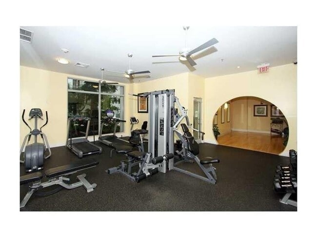 Building Photo - 1830 Radius Dr