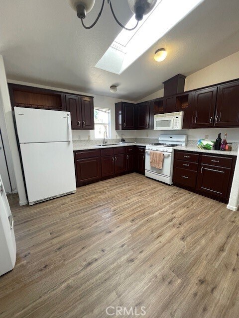 Building Photo - 23686 Lodge Dr