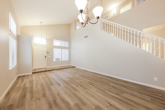 Foto del edificio - 9021 W Bluefield Ave