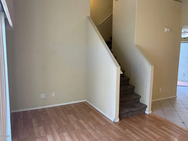 Building Photo - 2027 E University Dr