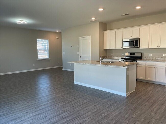 Foto del edificio - 69 Golden Eagle Pkwy