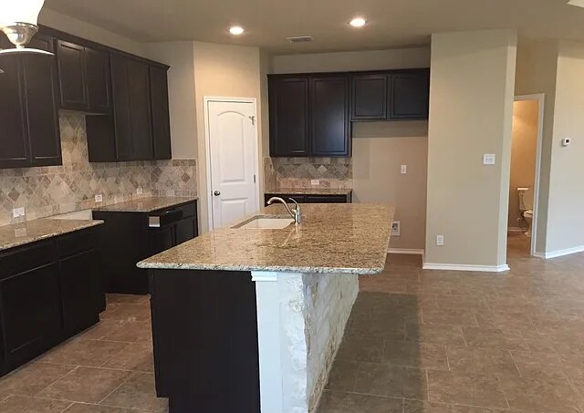 Foto del edificio - 6723 Indian Lodge