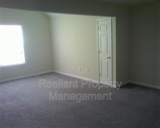 Foto del edificio - 104 Florence Ct