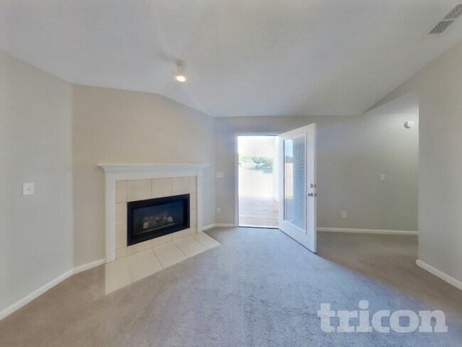 Foto del edificio - 9671 Watershed Dr S