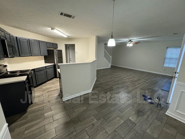 Foto del edificio - 1420 Camelia St