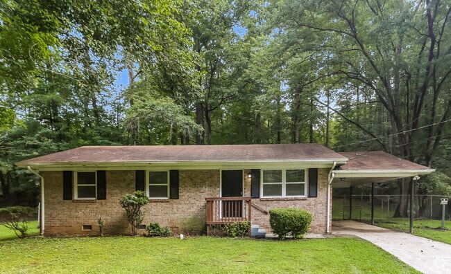 Building Photo - 599 Plainville Dr SW