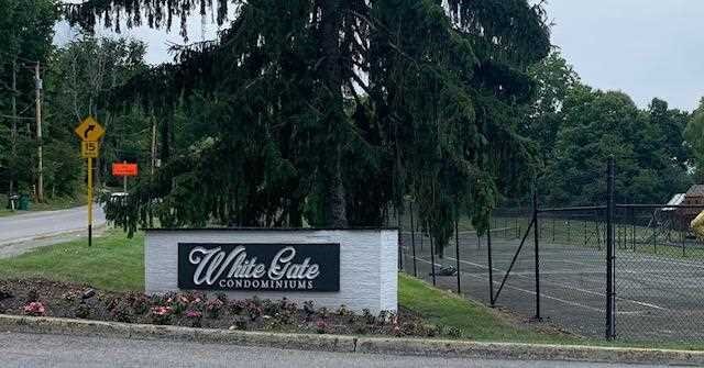 Foto del edificio - 10 White Gate Rd