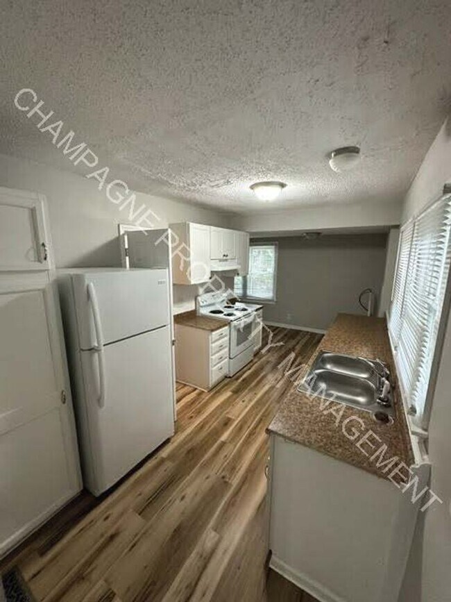 Foto del edificio - Recently Remodeled Home in Kansas City