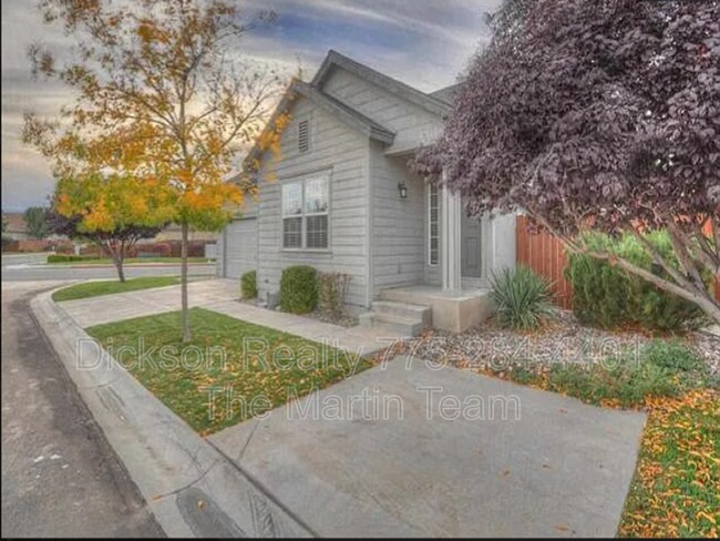 Foto del edificio - 5352 Village Meadows Dr