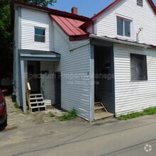 Building Photo - 42 Carey Ln