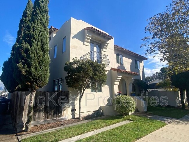 Building Photo - 517 Fifth Street