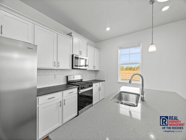 Foto del edificio - 4 Bed 2.5 Bath BRAND NEW BUILD in Berthoud!