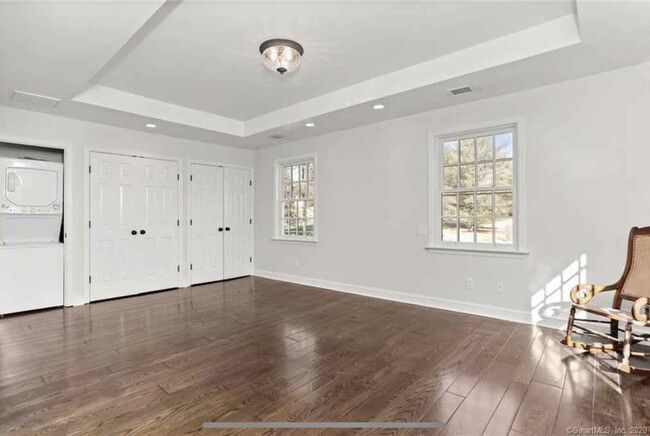 Foto del edificio - 33 Evergreen Hill Rd