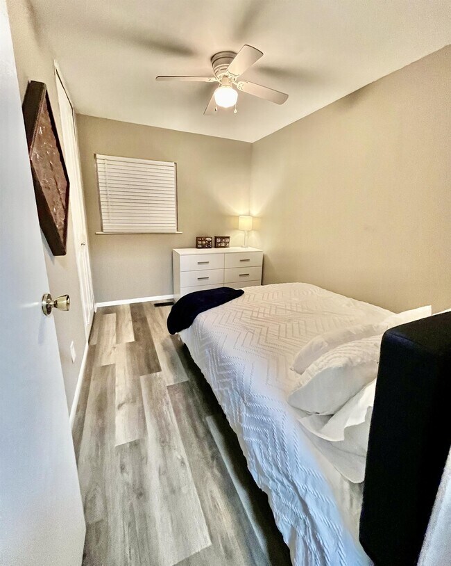 Foto del edificio - 618 Dogwood Dr