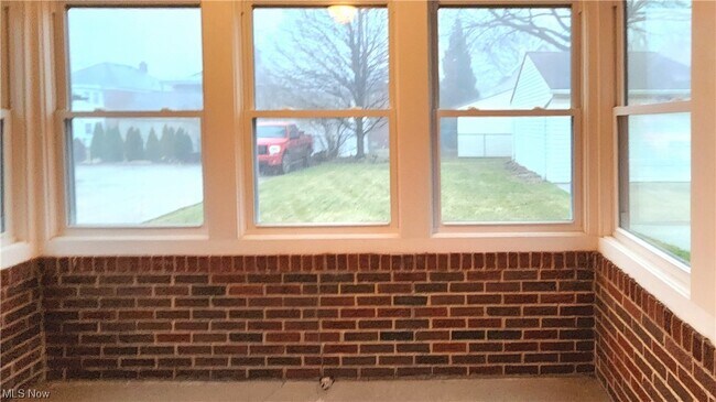 Foto del edificio - 2299 Westmoor Rd