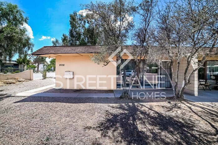 Primary Photo - Charming 2 Bedroom in Phoenix!