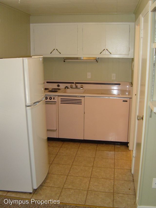Foto del edificio - 1 br, 1 bath Room For Rent - 415 S Dunn St