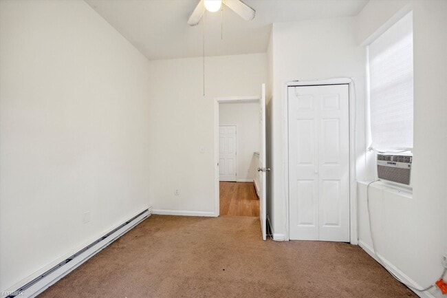 Building Photo - 3 br, 1 bath Duplex - 1859 WILLINGTON ST U...