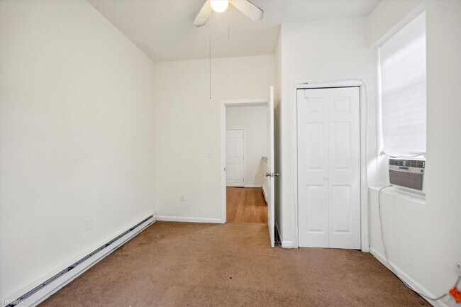 Foto del edificio - 3 br, 1 bath Duplex - 1859 WILLINGTON ST U...