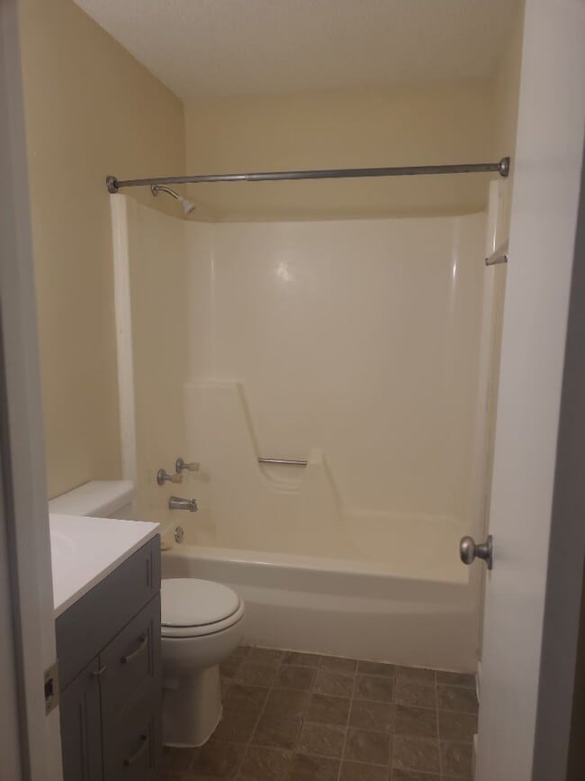 Building Photo - Montgomery Apartments