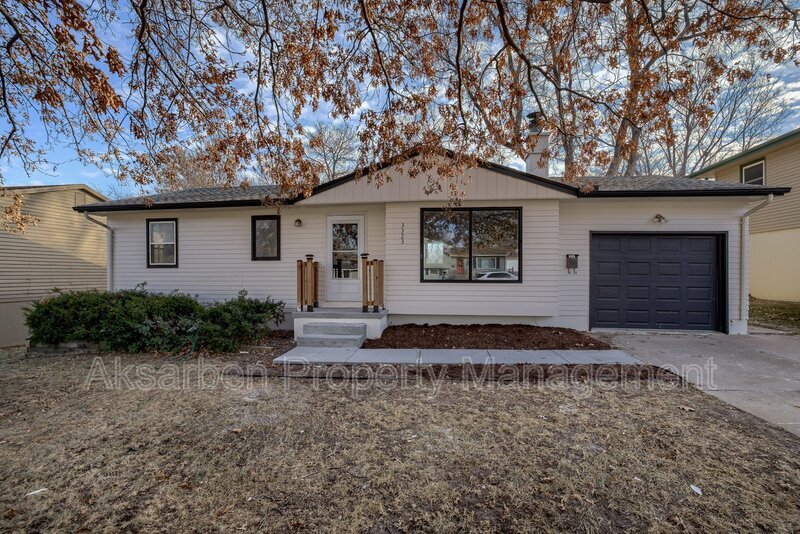 Foto principal - 3323 S 126th St