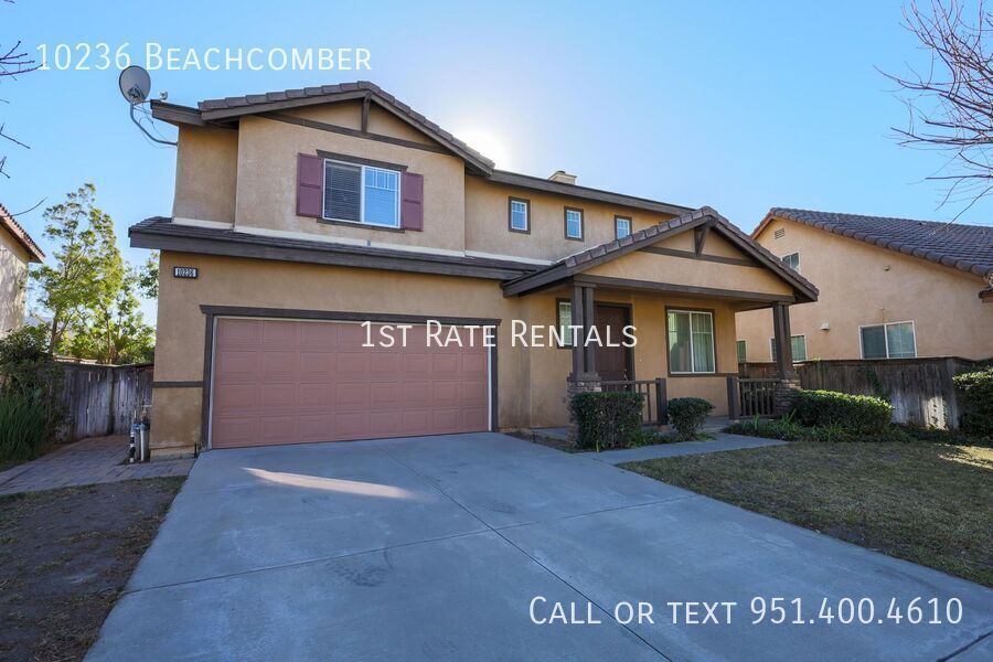 Foto principal - Sunnymead Ranch lake view home!