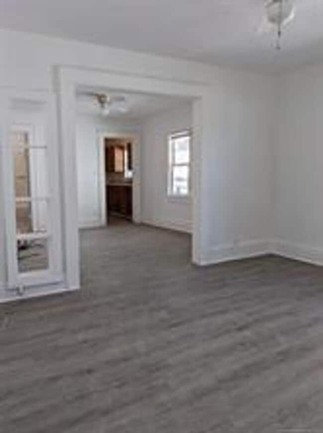 Building Photo - 1126 S Wheeling Ave