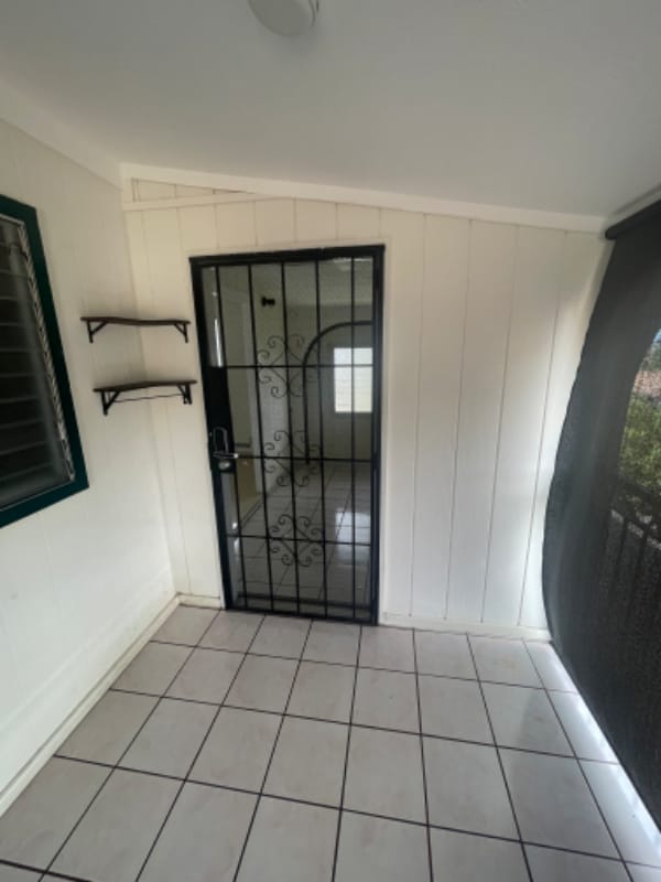 Foto del edificio - 94-361-361 Kahuanani St