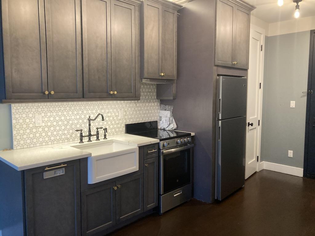 Foto principal - 187 Kent Ave