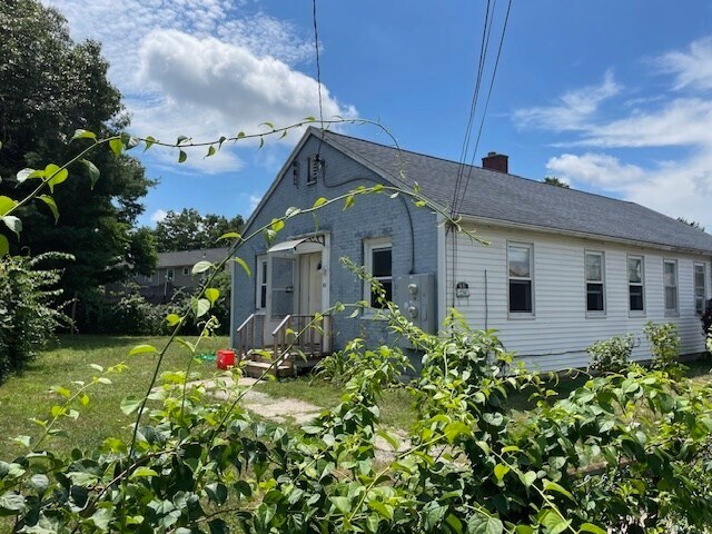 Primary Photo - 63 Ames St