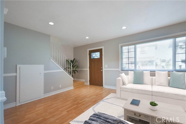Building Photo - 10155 Disney Cir