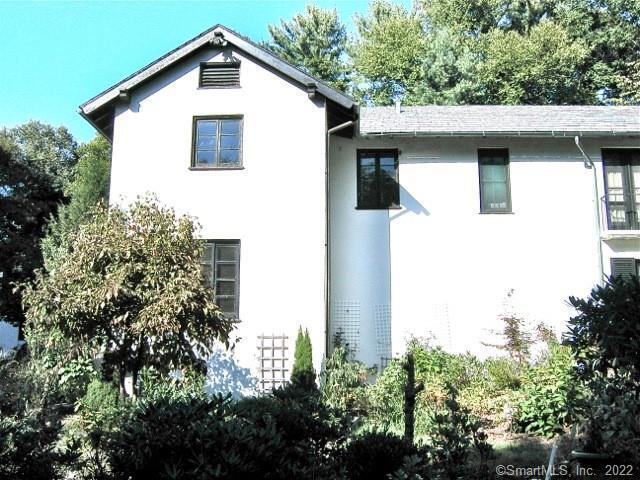 Building Photo - 684 Westover Rd