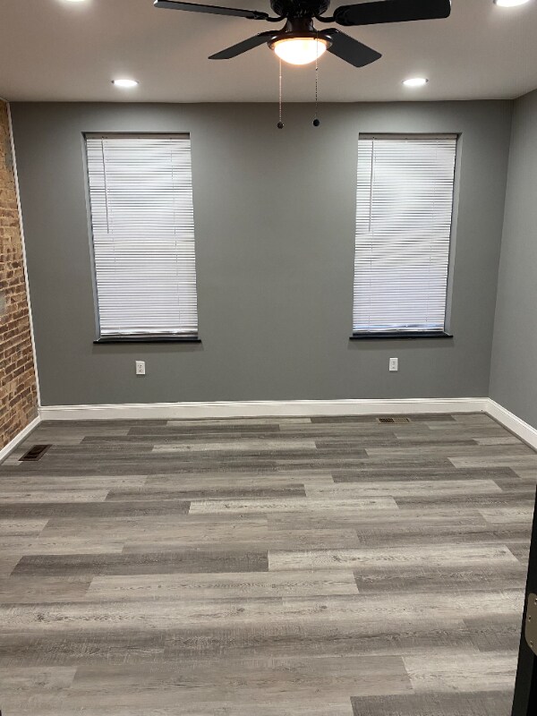 Foto del edificio - 50 Gorman Ave