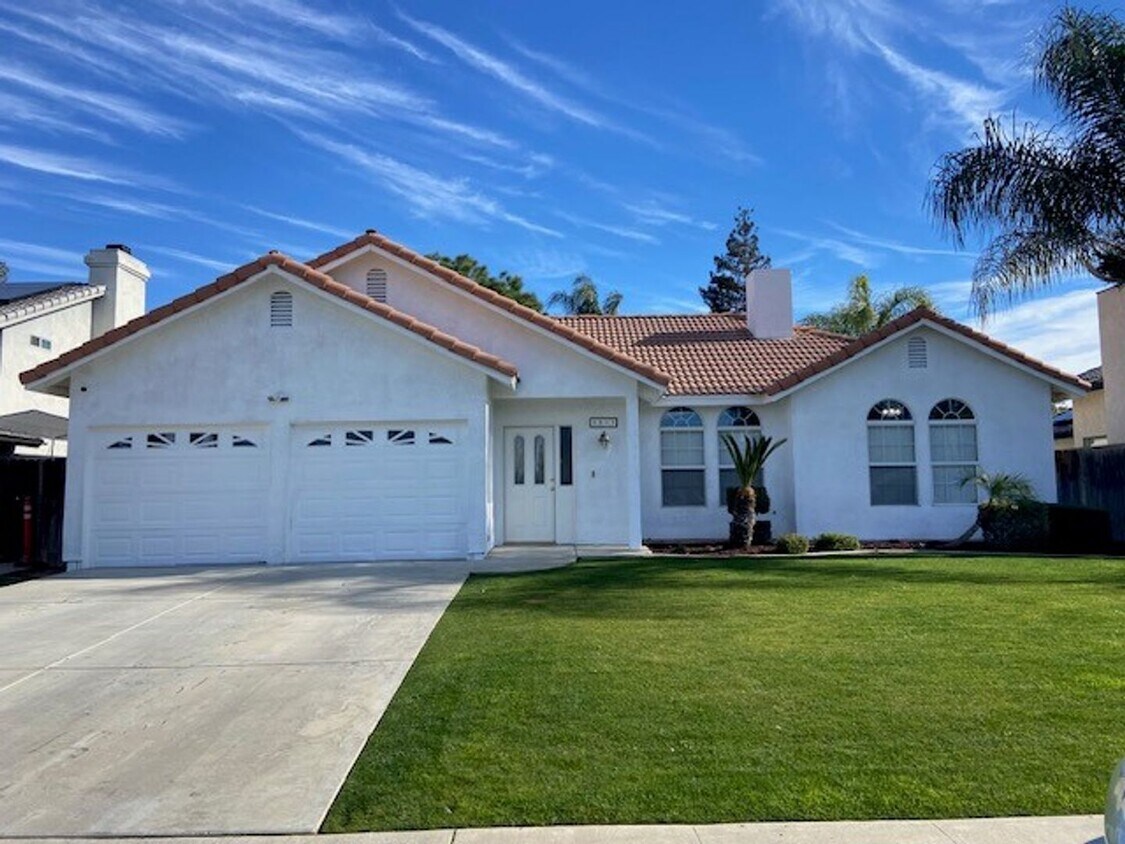 3517 Cedar Canyon St, Bakersfield, CA 93306 House Rental in