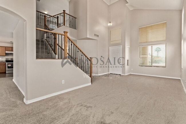 Building Photo - 2242 W Green Tree Dr