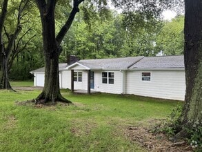 Building Photo - 206 Donald Alexander Rd