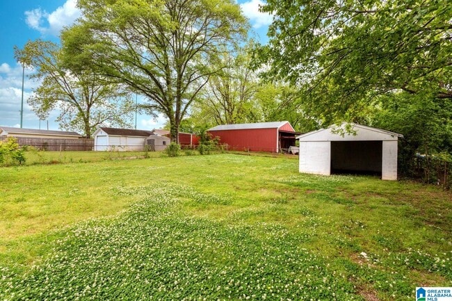 Building Photo - 8708 Sunset Dr