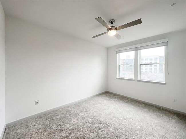 Building Photo - 3636 W Dallas St