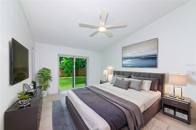 Foto del edificio - 1658 Ridgewood Ln