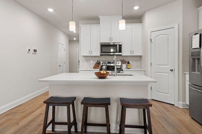 Foto del edificio - 4510 Skywood Ln