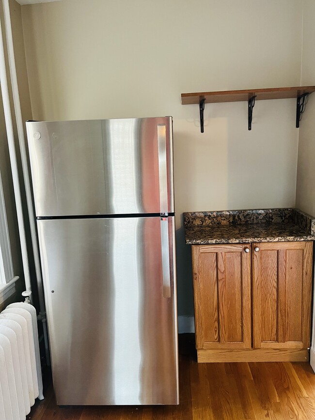 new fridge and dishwasher - 1607 Commonwealth Ave