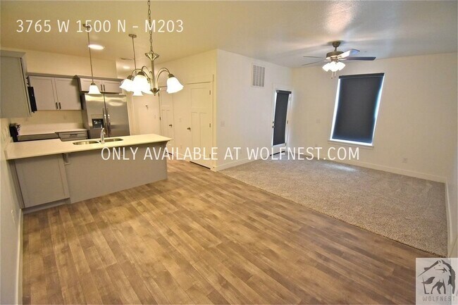 Building Photo - Brand New 3 Bed Lehi Condo! No Deposit Opt...
