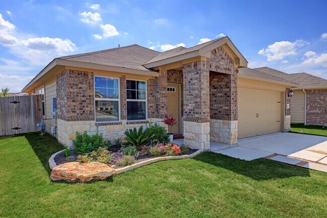 Foto del edificio - 206 Creek Hollow Dr