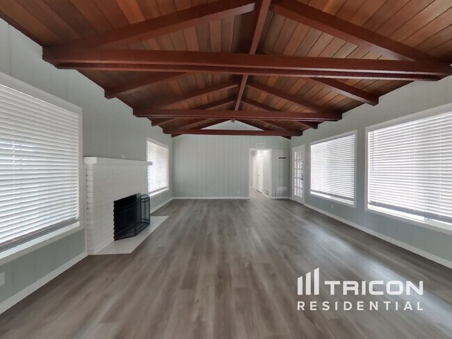 Building Photo - 106 Sierra Drive Pittsburg CA