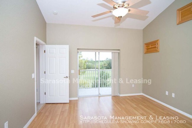 Building Photo - 2 Bedroom 2 Bath Townhome with Den in Tara