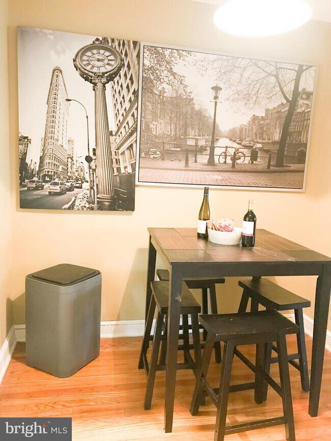 Foto del edificio - 4044 7th St NE