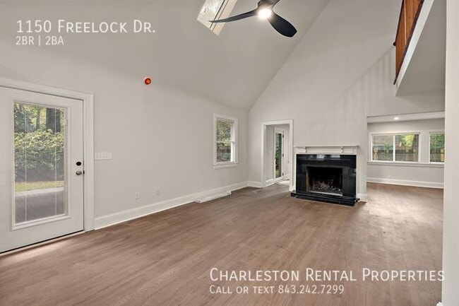 Building Photo - 1150 Freelock Dr