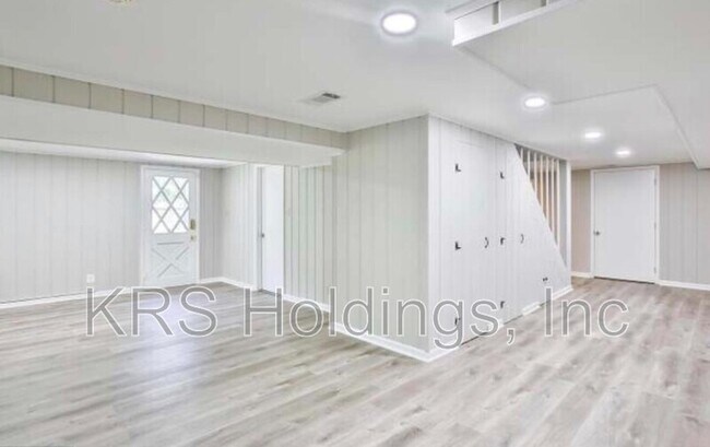 Foto del edificio - 7110 Murray Ln