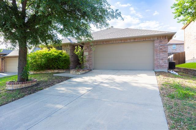 Foto del edificio - 10644 Midway Dr