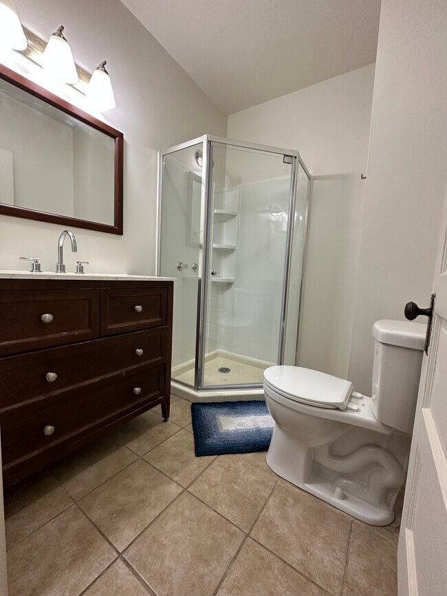 40 Silver St Unit 2, Waterville, ME 04901 40 Silver St Waterville, ME